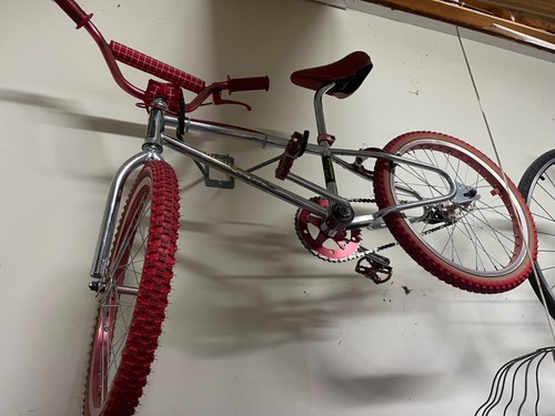 Vintage 1983 mongoose bmx - , red