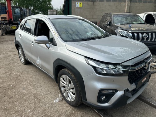 2022 2025 suzuki - s, cross