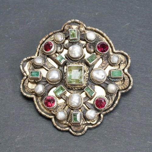Biedermeier brooch