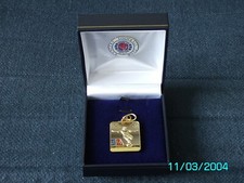 RANGERS - 1972 - EUROPEAN CUP WINNERS CUP MEDAL - C/W BLUE BOX & CREST
