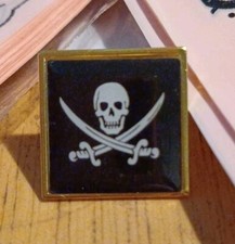 Golden skull crossbones - golden,