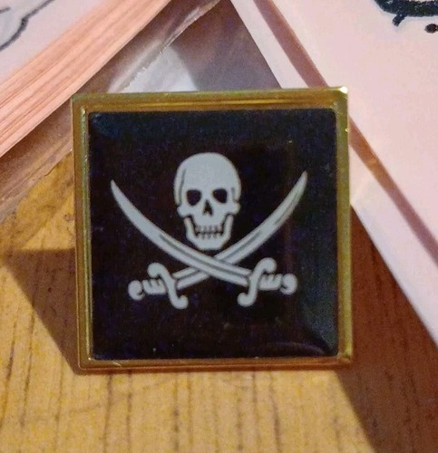 Golden skull crossbones - golden,
