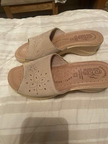 Ladies new fly flot - new,