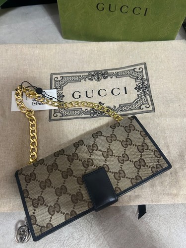 Pre loved vintage - pre,