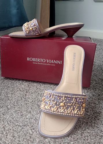 Roberto vianni designer - roberto,
