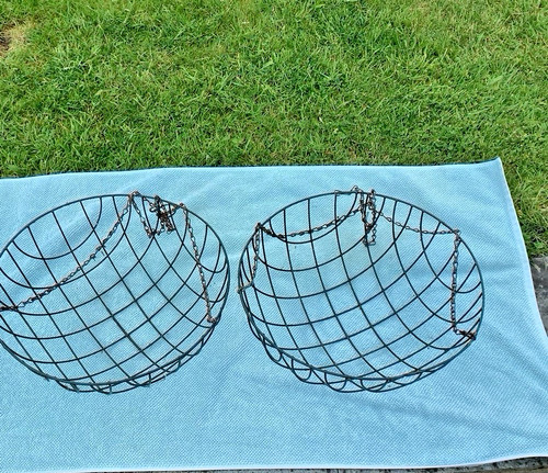 Hanging baskets set of 2 - hanging,