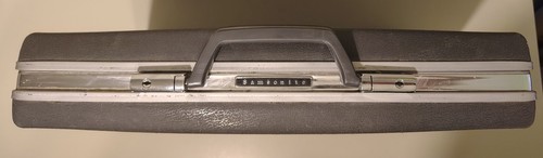 Vintage samsonite hard shell - samsonite,