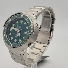 Mens Luxury Green Divers Watch