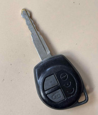 GENUINE SUZUKI 2 BUTTON REMOTE CAR KEY FOB - FREE DELIVERY