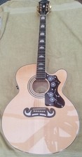 Epiphone EJ-200SCE Jumbo Electro Acoustic Guitar (Natural finish)