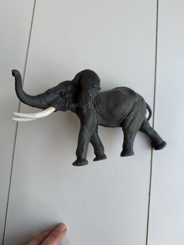 Papo african elephant plastic - papo,
