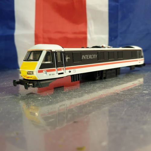 Hornby class locomotive - 90,