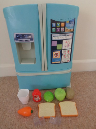 Play childs kitchen - childs,