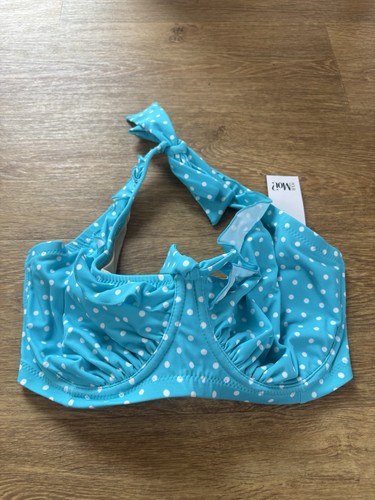 Pour moi aqua - pour, spots