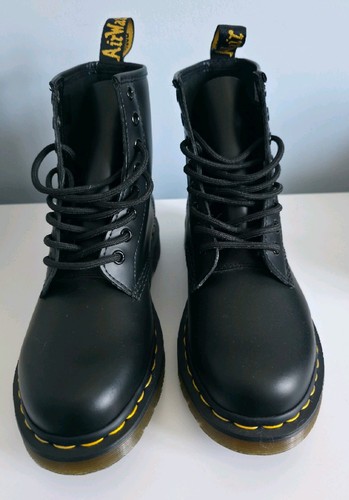 Martens boots - dr,