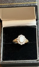 Stunning vintage 9ct yellow