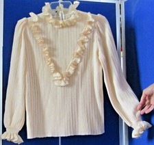 EUC Vintage GINA Ruffled KNIT