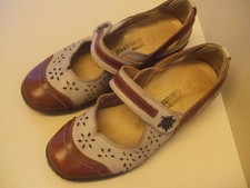 Loretta 'Mary Jane' leather