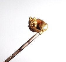 Antique Yellow Gold Sleeping Fox Stick Pin boxed