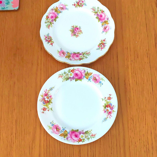 Royal albert floral bone - albert, china