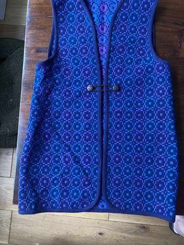 Vintage traditional welsh - vintage,