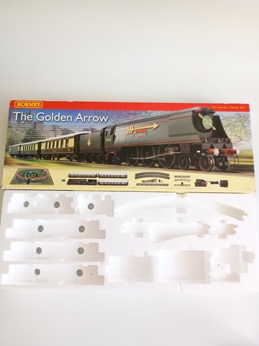 Hornby r1119 the golden - the, arrow