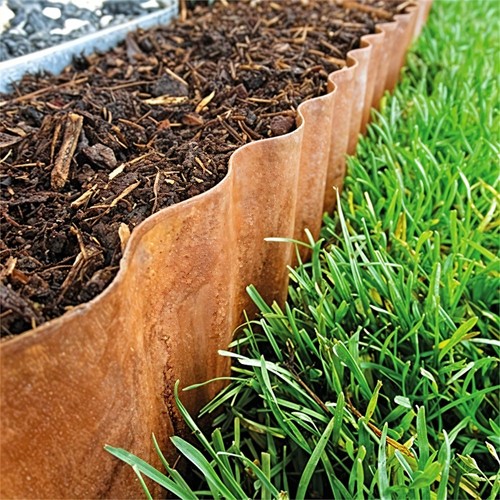 Rusted flexible lawn edging - rusted,