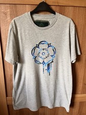 Genuine Nicholas Deakins T