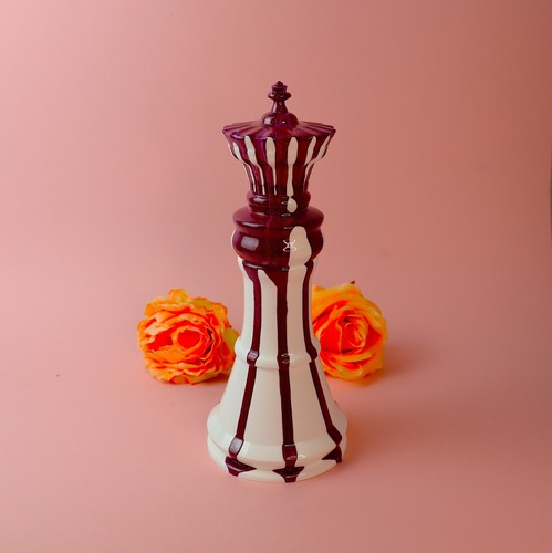Oversized king chess piece - king,
