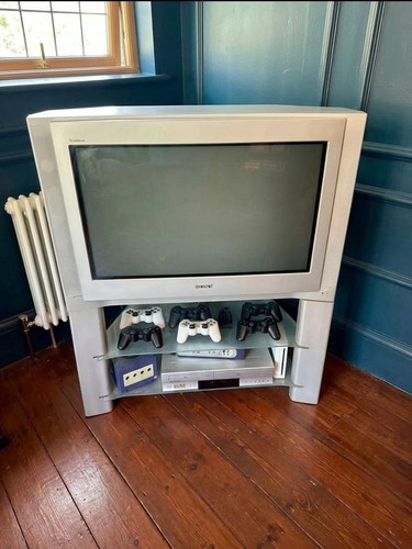 Sony trinitron crt retro - sony,