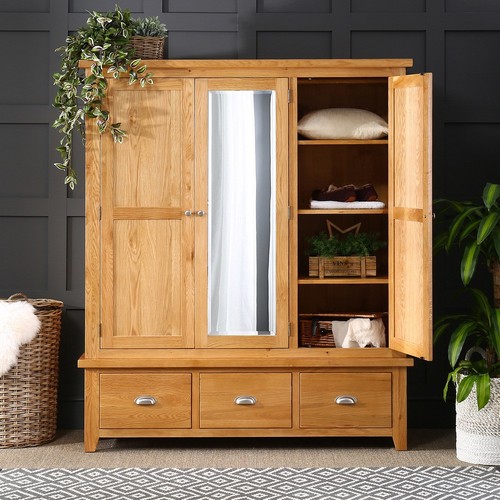 Cheshire oak triple door - oak, 3