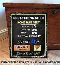 LEEDS UNITED FANS FOOTBALL