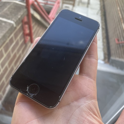 Apple iphone 32gb - iphone,