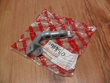 NEW APRILIA PEGASO 650 3 CUBE 1997-2000 LEFT FRONT FOOTREST BRACKET AP8146040