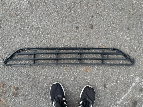 Grill bumper front middle - grill,