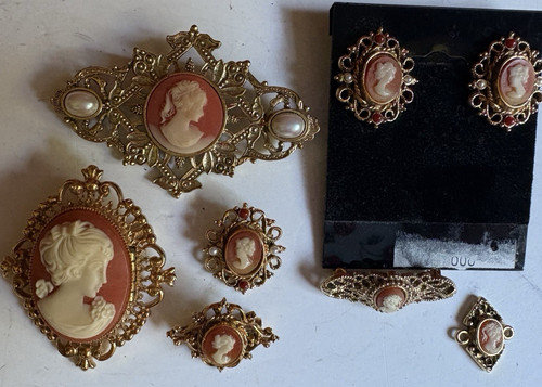 Cameo set earrings - cameo, three