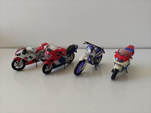 Maisto ducati model - maisto,