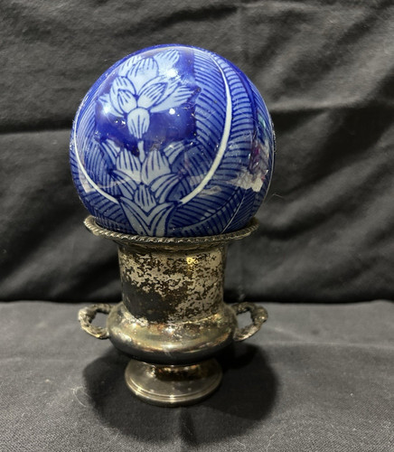 Blue white floral ceramic - blue,