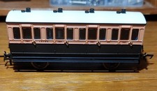 Hornby R40061 4 Wheel 1st