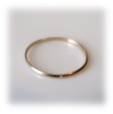 1mm solid 22ct yellow gold - 1mm,