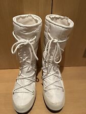 Moon Boots - The Original - White  - Size 7.5