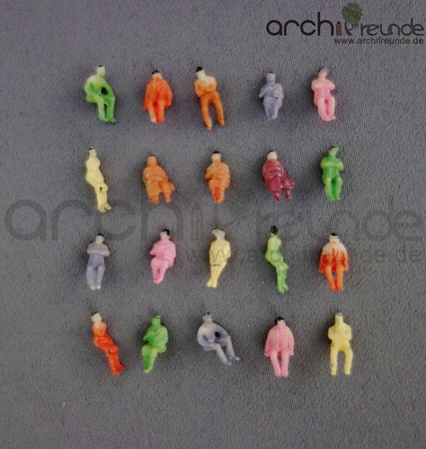 100 seated figures for model - figures,