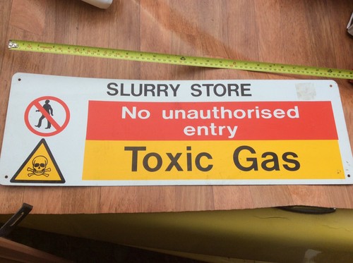 Safety sign slurry store - store,