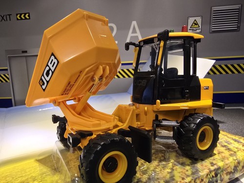 Jcb 2 dumper - dumper, cabbed