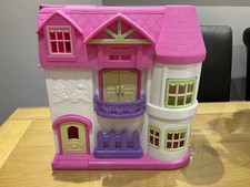 Goldlok Toys 3 storie Doll House Folding lights & sound and all furniture vgc 