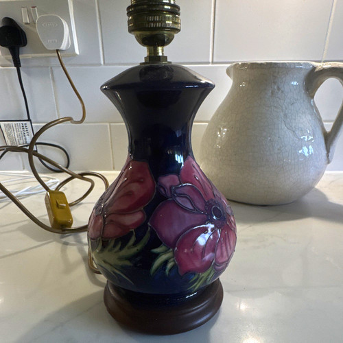 Vintage moorcroft anemone - moorcroft,