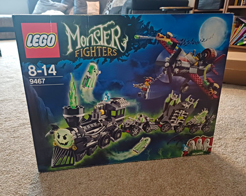 Unopened sealed lego monster - lego,