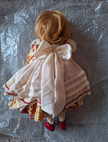 Alberon porcelain girl doll - alberon,
