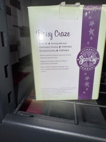 Scentsy daisy craze warmer - scentsy,