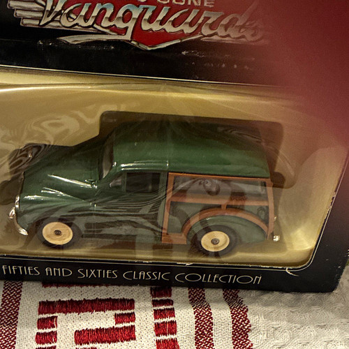 Vanguards 1960 morris - 1:43,